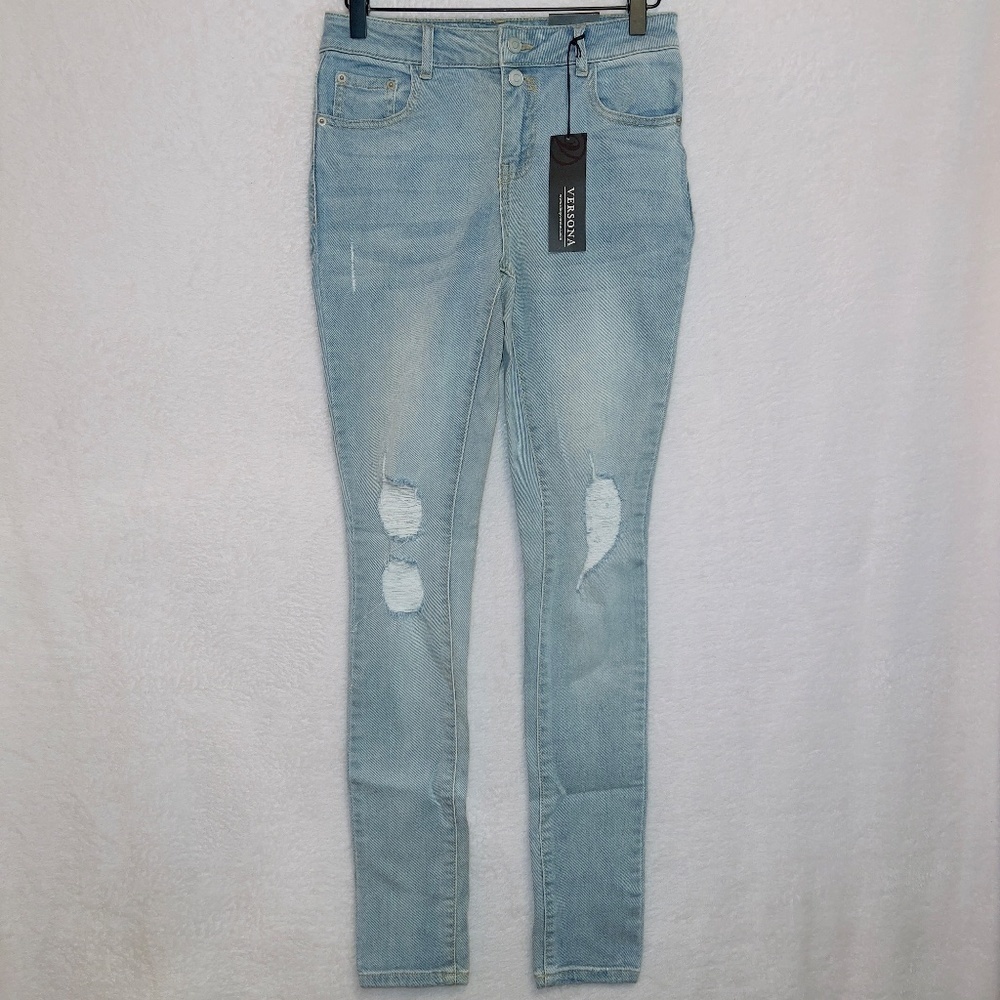 NWT Versona Light Wash Denim Distressed High Rise Modern Skinny Jeans size 0